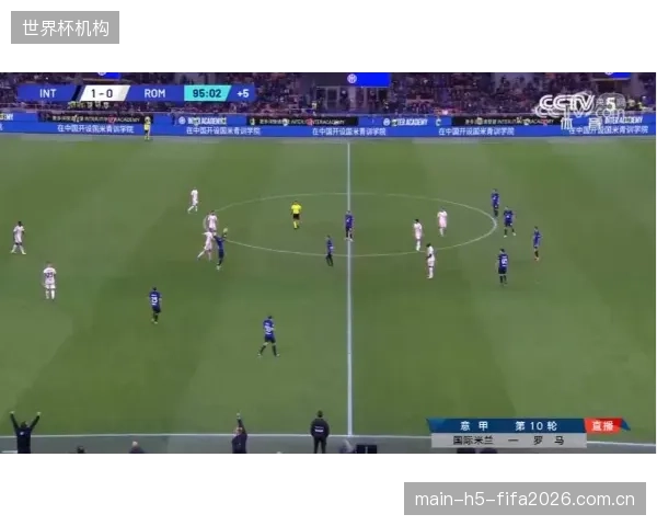 迪马尔科的左路攻防一体属性，为意大利的4-3-3体系提供了战术平衡与进攻宽度。