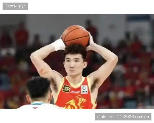 孙铭徽受困于伤病状态下滑，广厦队进攻发起点被限制后最终爆冷不敌山西队。